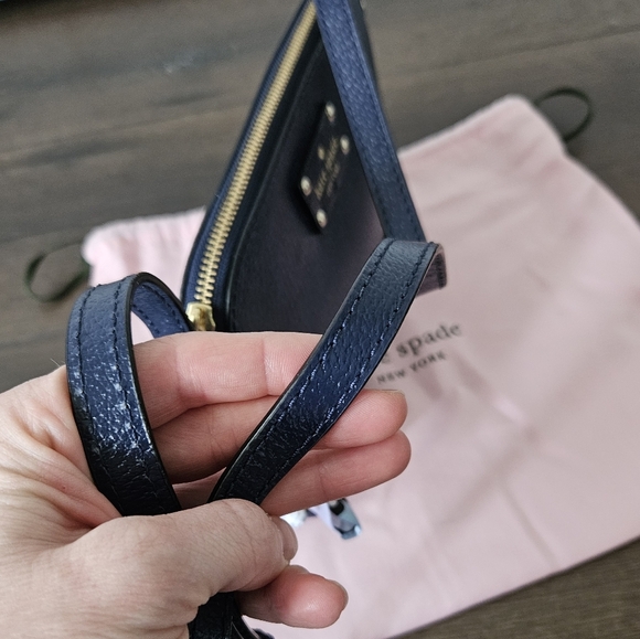 Kate Spade ♠️ Navy Blue Leather Crossbody Dome Bag - Picture 2 of 10